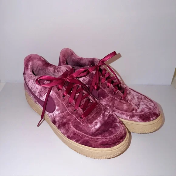 Nike Air Force 1 Purple Velvet Sneakers Women’s 7 - Picture 3 of 9